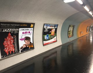 Affiche de Gaëtan dans le métro parisien!